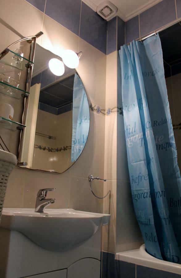 Cozy Studio Apartment In Pireus Экстерьер фото